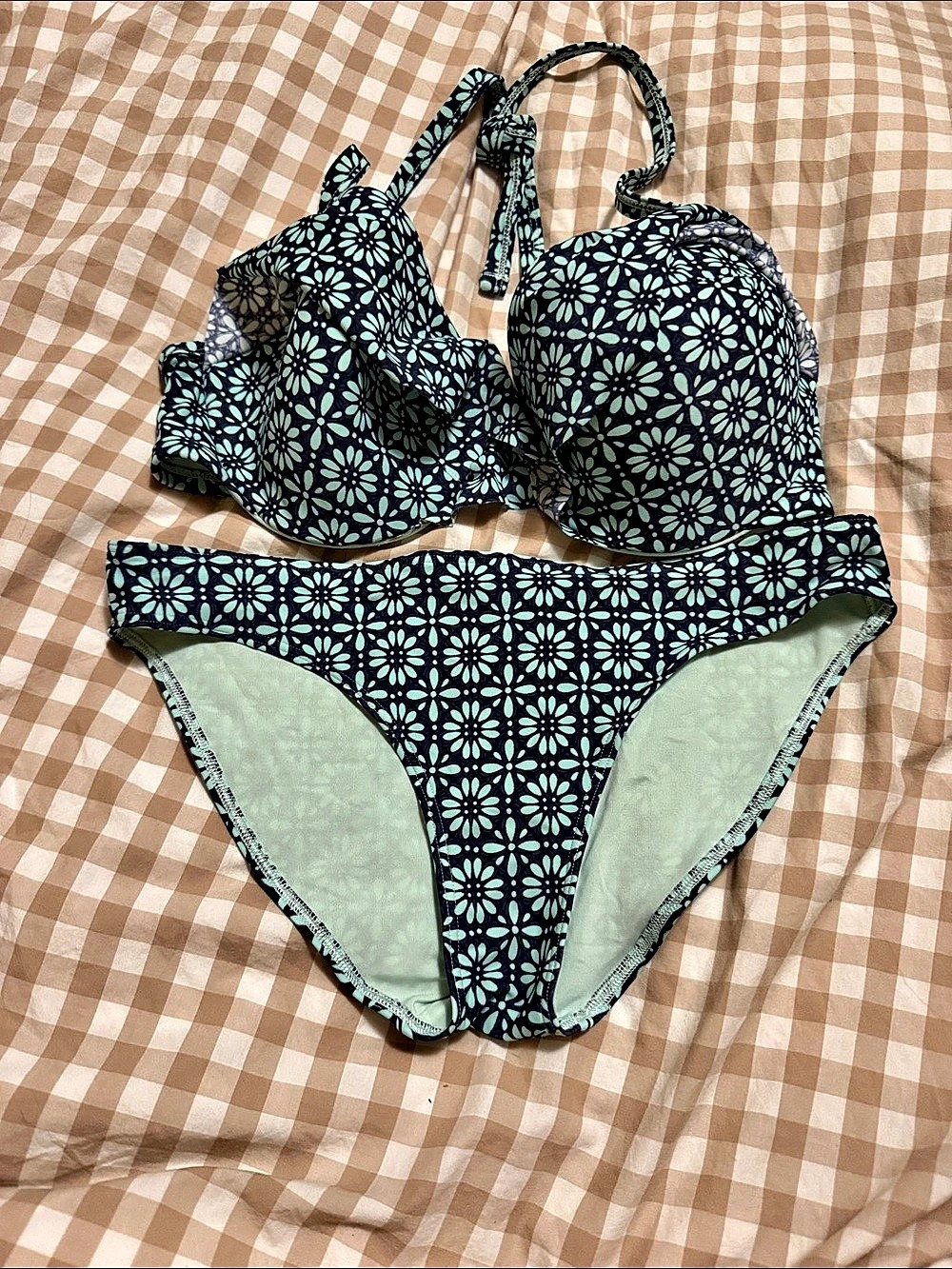 Aerie Bikini Set in Green & Navy Top-36DD Bottoms - Medium